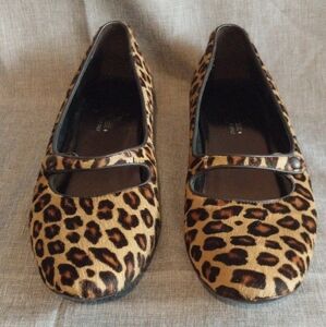 Donald J. Pliner Made in Italy Leopard Print Pony Hair Mary Jane Flats